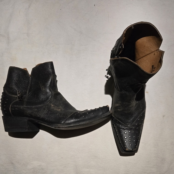 Black Western Booties w/studs - Picture 2 of 4